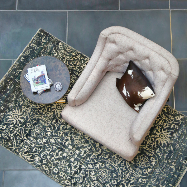 Chair 03 - Image 3