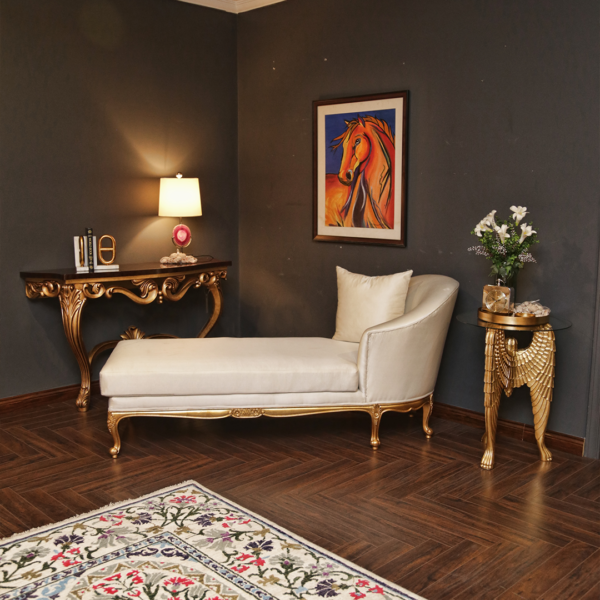Interior 04