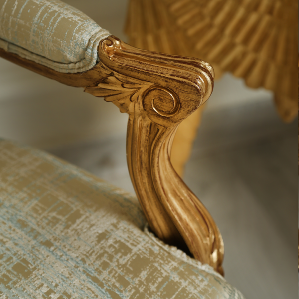 Chair 18 - Image 4