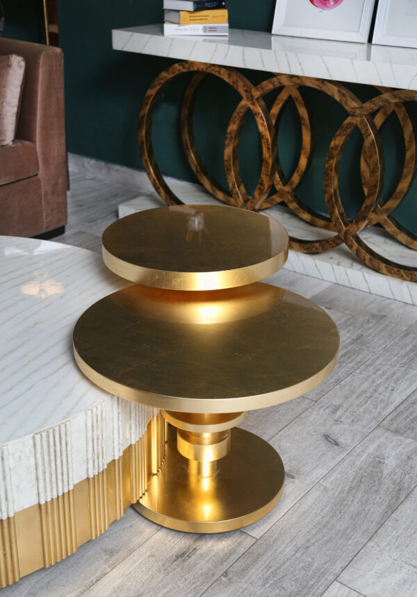 table 02 - Image 3